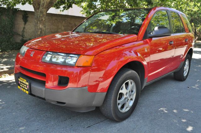 Saturn VUE 2004 photo 3