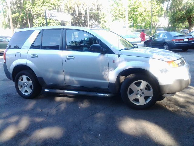 Saturn VUE 2004 photo 2