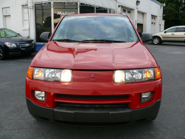 Saturn VUE 2004 photo 1