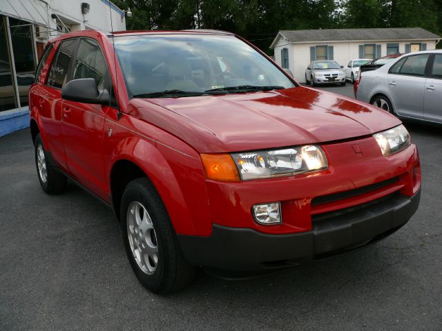 Saturn VUE 2004 photo 2