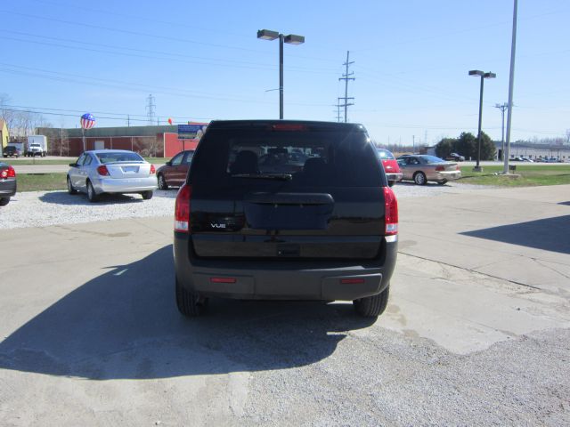 Saturn VUE 2004 photo 1