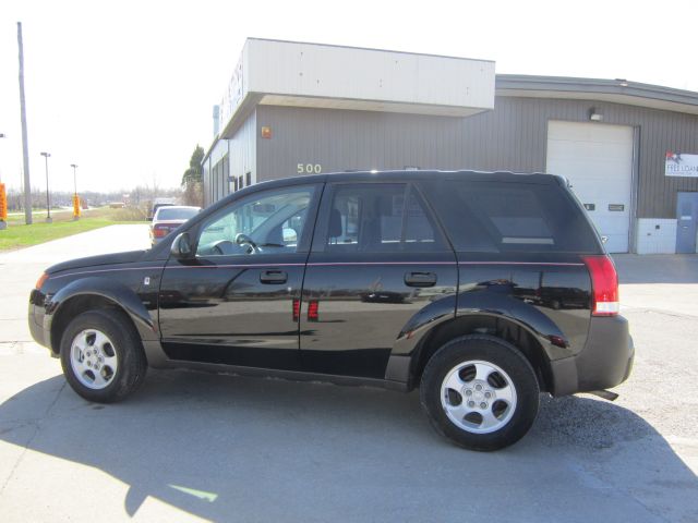 Saturn VUE 2004 photo 2