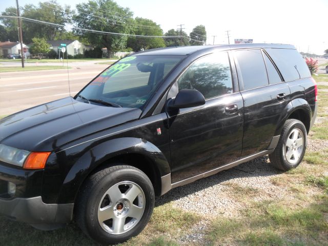 Saturn VUE 2004 photo 3