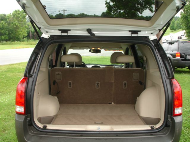 Saturn VUE 2004 photo 3