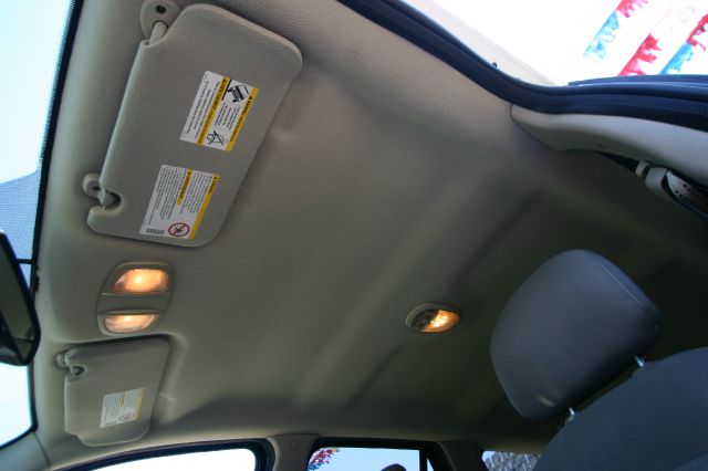 Saturn VUE 2004 photo 6