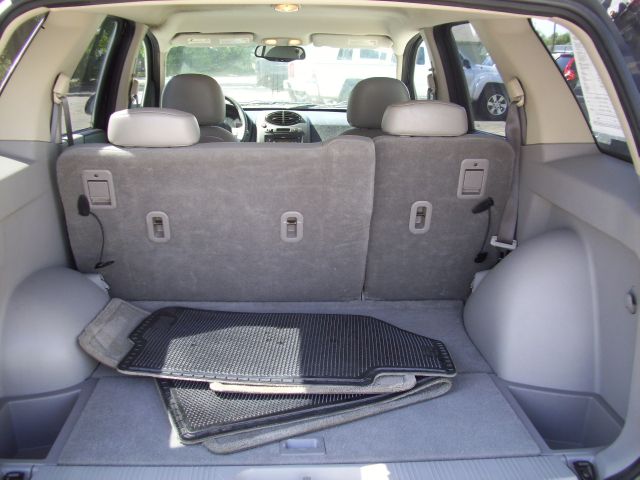 Saturn VUE 2004 photo 13