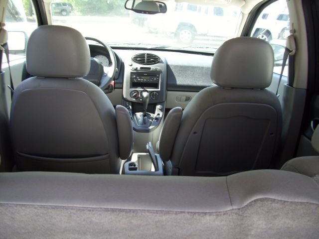 Saturn VUE 2004 photo 23