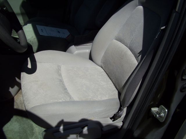 Saturn VUE 2004 photo 3