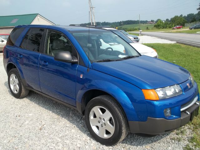 Saturn VUE 2004 photo 2