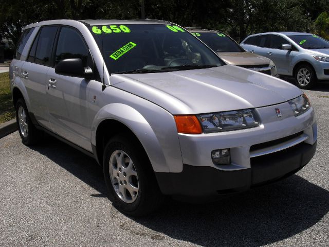 Saturn VUE 2004 photo 1