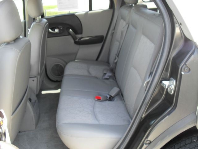 Saturn VUE 2004 photo 3