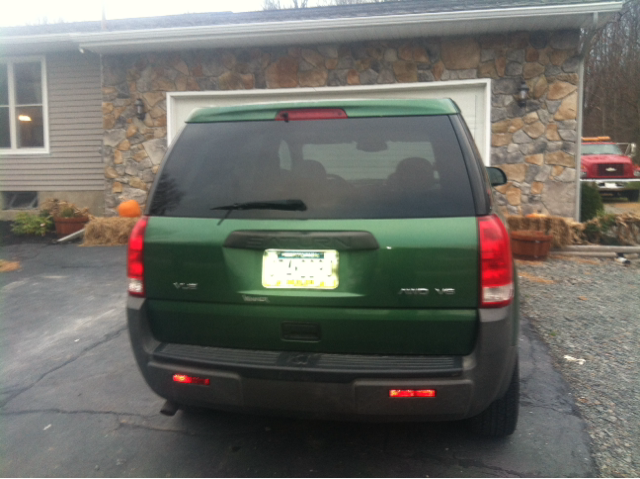 Saturn VUE 2004 photo 3