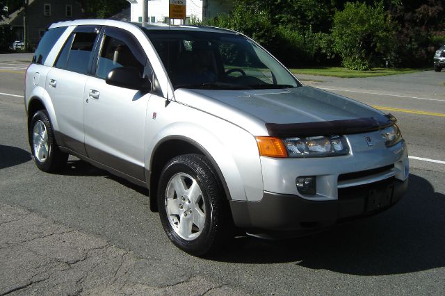 Saturn VUE 2004 photo 4