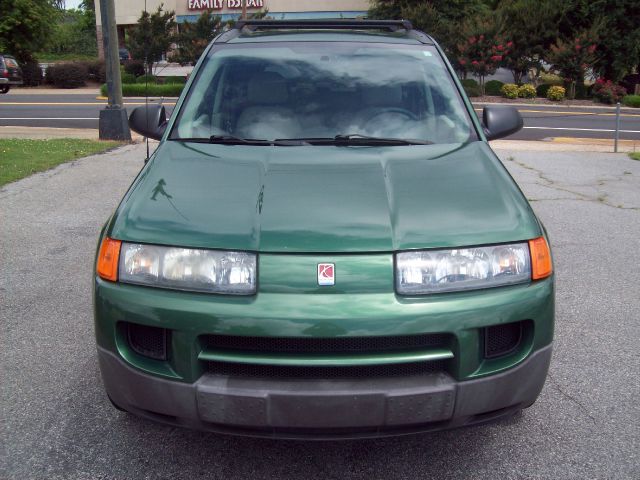 Saturn VUE 2004 photo 3