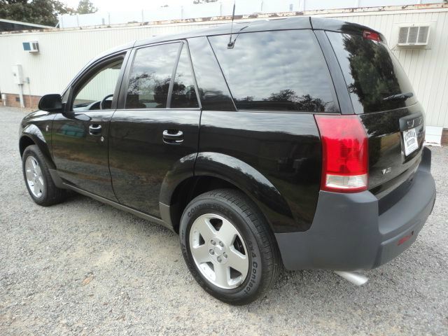 Saturn VUE 2004 photo 8