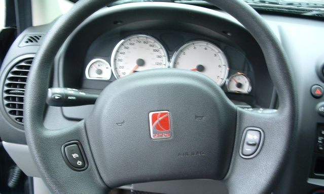 Saturn VUE 2004 photo 4