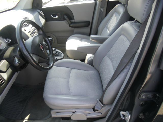 Saturn VUE 2004 photo 12