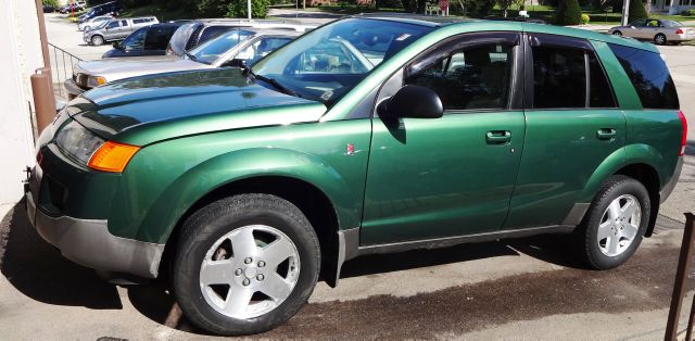 Saturn VUE 2004 photo 2