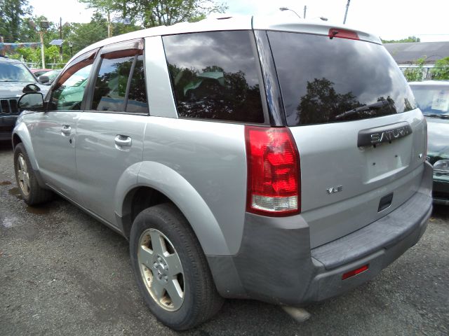 Saturn VUE 2004 photo 3