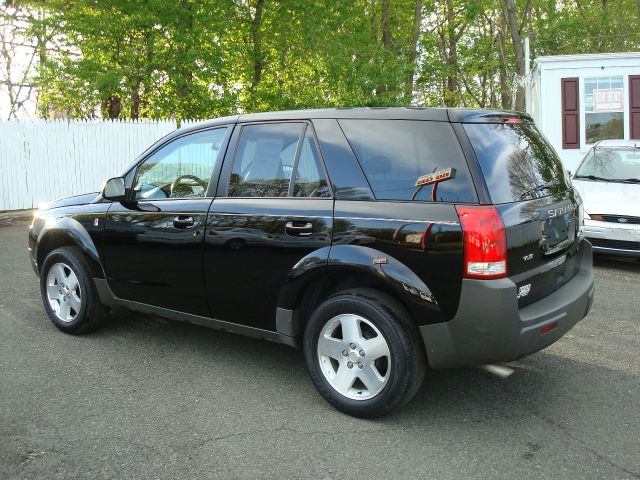 Saturn VUE 2004 photo 3