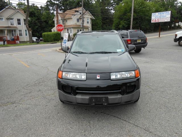 Saturn VUE 2004 photo 3