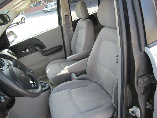 Saturn VUE 2004 photo 11