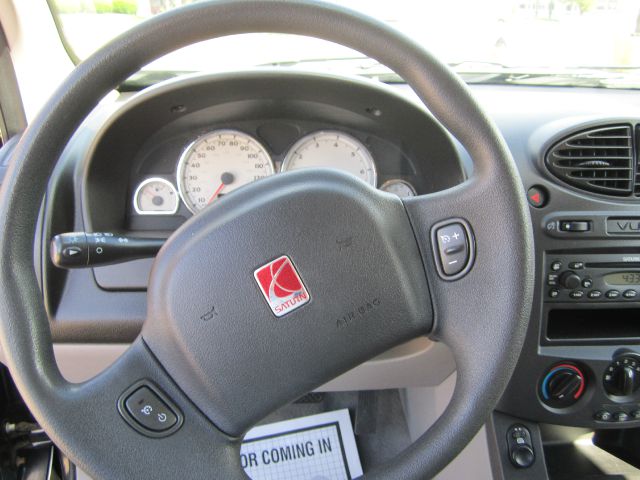 Saturn VUE 2004 photo 12