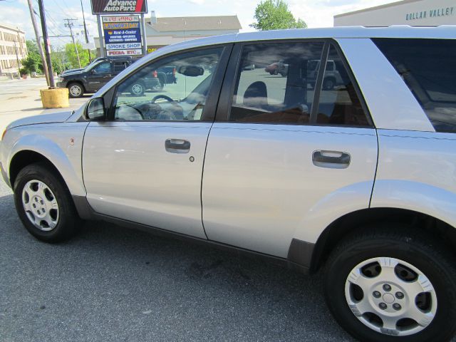 Saturn VUE 2004 photo 18