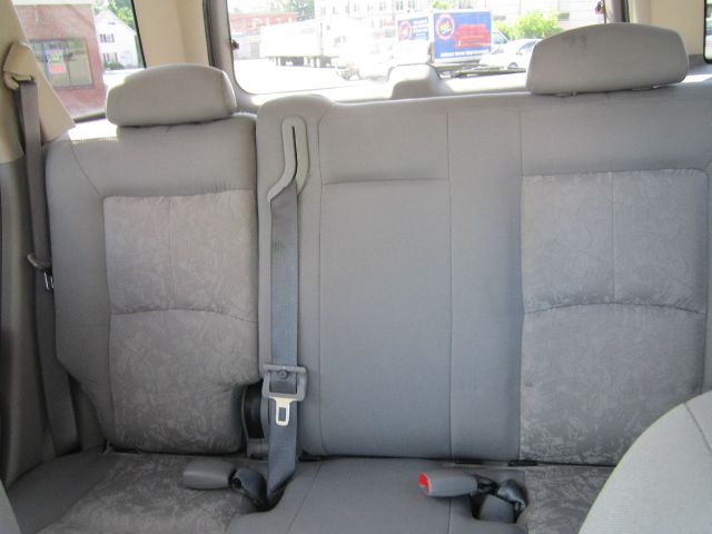 Saturn VUE 2004 photo 23