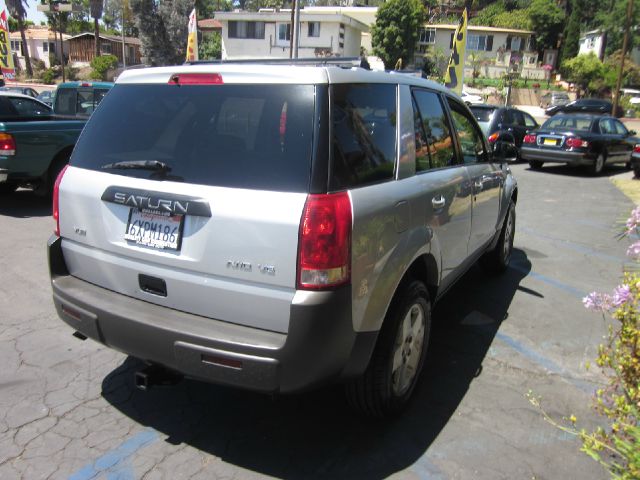 Saturn VUE 2004 photo 16