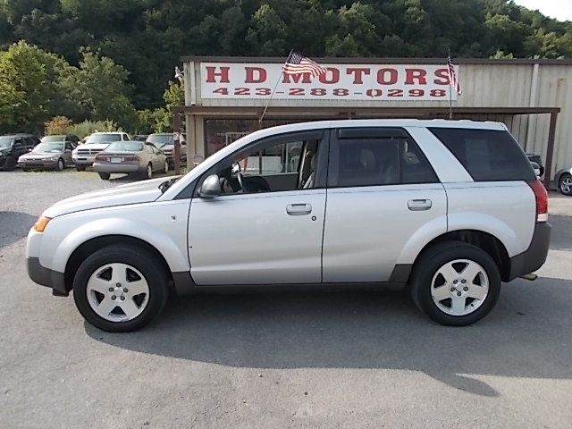 Saturn VUE 2004 photo 1