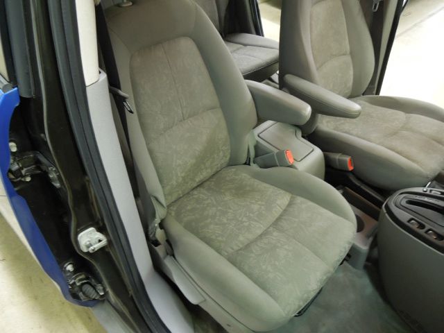 Saturn VUE 2004 photo 6