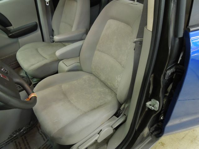 Saturn VUE 2004 photo 5