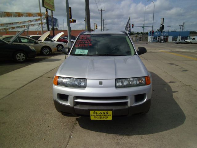 Saturn VUE 2004 photo 2