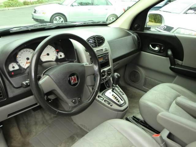 Saturn VUE 2005 photo 2