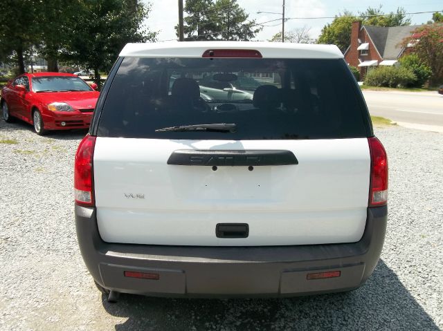 Saturn VUE 2005 photo 1