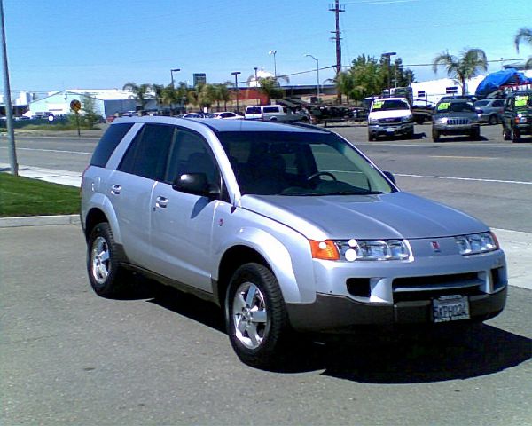 Saturn VUE 2005 photo 2