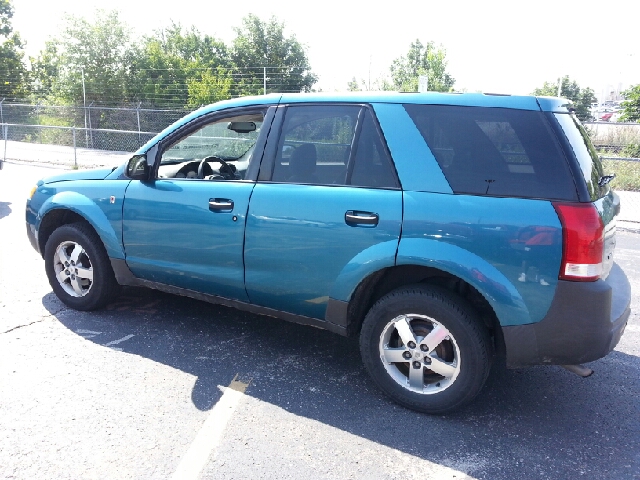 Saturn VUE 2005 photo 2