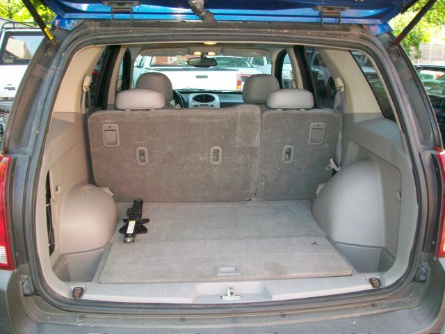 Saturn VUE 2005 photo 2