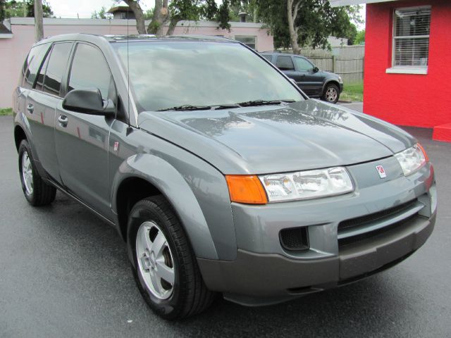 Saturn VUE 2005 photo 2