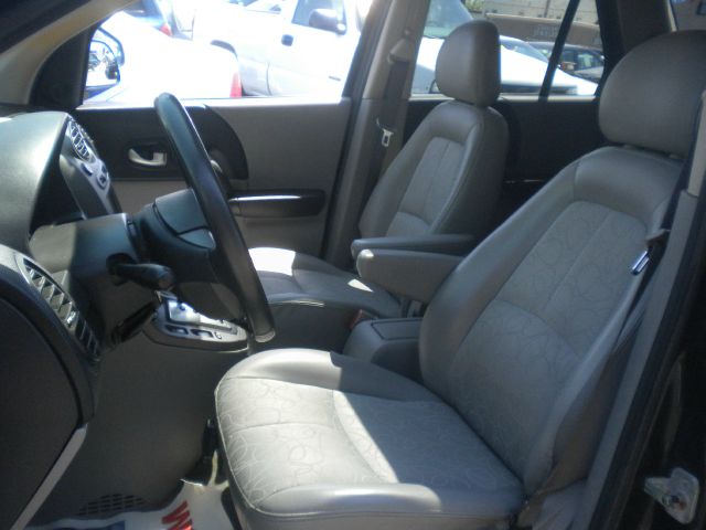 Saturn VUE 2005 photo 1