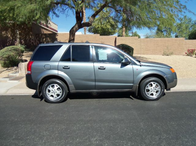 Saturn VUE 2005 photo 2