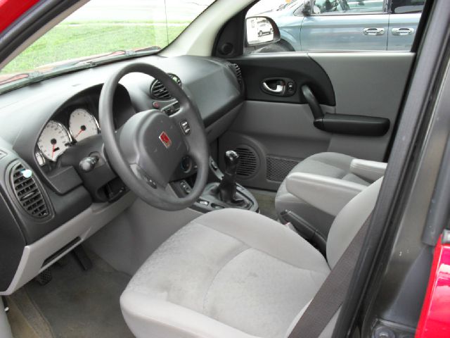 Saturn VUE 2005 photo 1