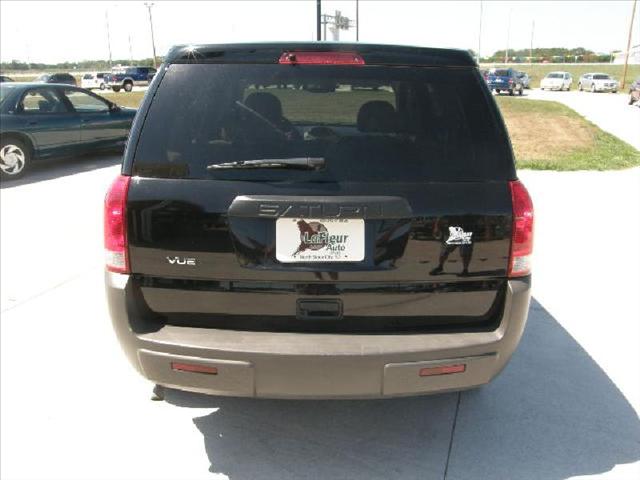 Saturn VUE 2005 photo 1