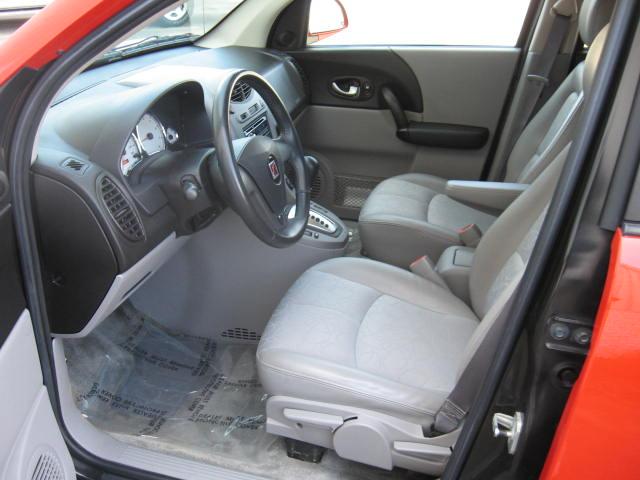 Saturn VUE 2005 photo 4