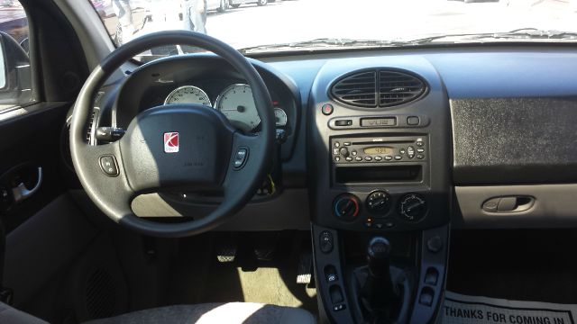 Saturn VUE 2005 photo 10