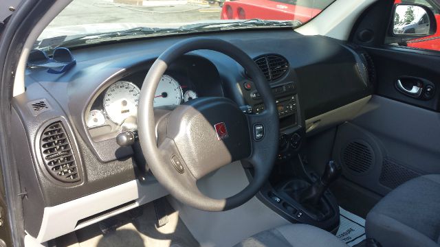 Saturn VUE 2005 photo 6