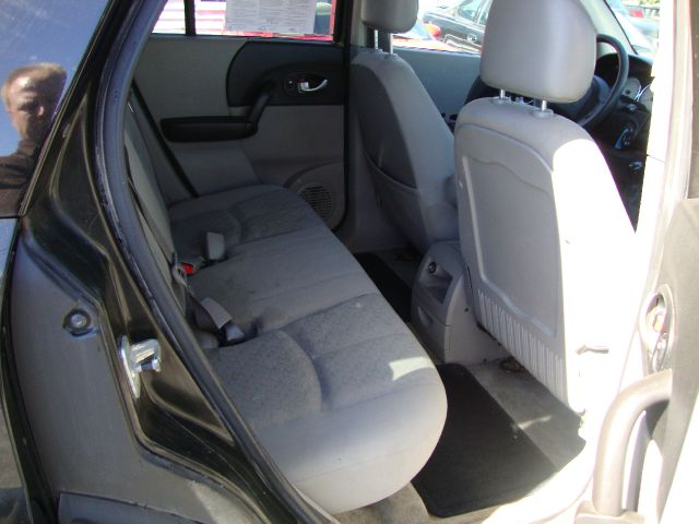 Saturn VUE 2005 photo 2