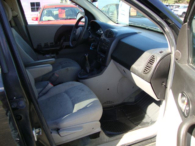 Saturn VUE 2005 photo 4