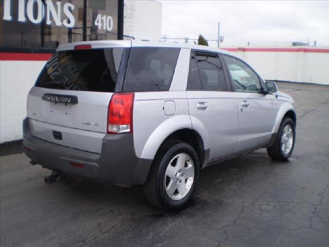 Saturn VUE 2005 photo 2